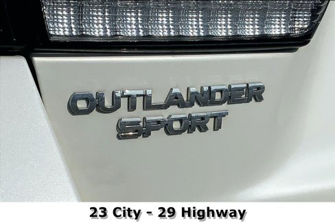 Used 2020 Mitsubishi Outlander Sport SE image 8