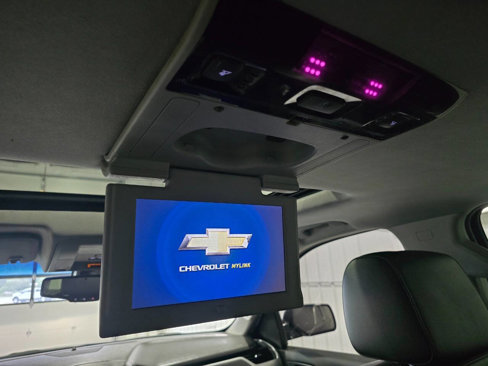 Used 2019 Chevrolet Suburban Premier image 16