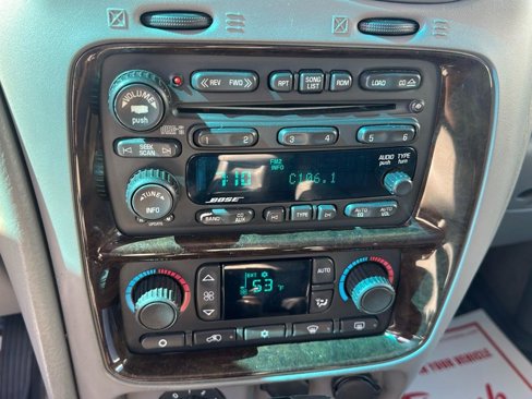 Used 2005 Buick Rainier CXL image 13