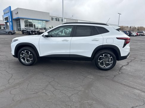 New 2025 Chevrolet Trax LT w/ LT Convenience Package image 5