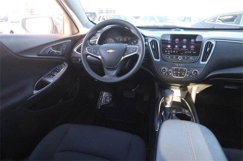 Used 2024 Chevrolet Malibu LT image 19