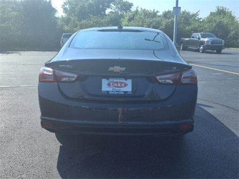 Used 2022 Chevrolet Malibu LT image 28