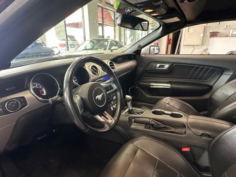 Used 2020 Ford Mustang Premium image 25