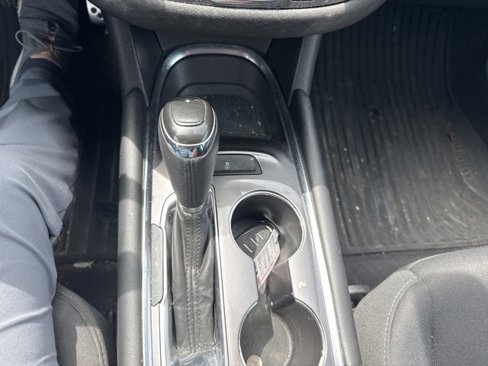Used 2016 Chevrolet Malibu LT image 12