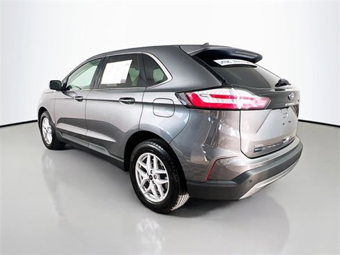Used 2024 Ford Edge SEL image 26