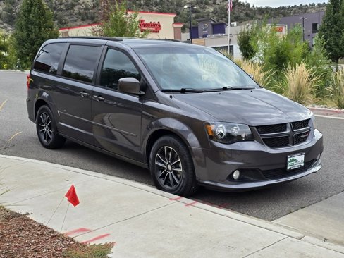 Used 2017 Dodge Grand Caravan GT image 5