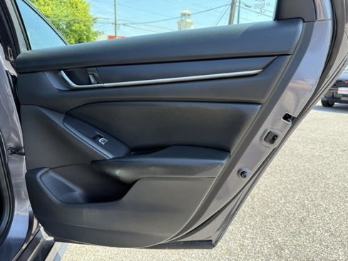 Used 2019 Honda Accord Sport image 25