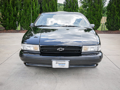 Used 1994 Chevrolet Impala SS image 3
