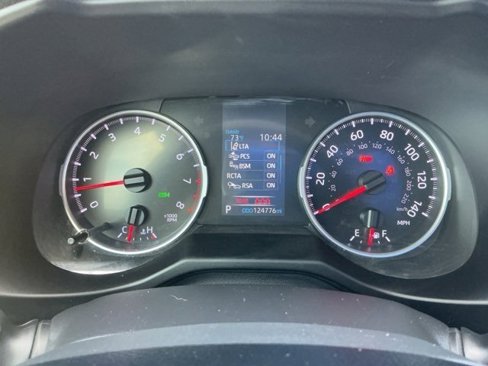 Used 2021 Toyota RAV4 XLE Premium image 22