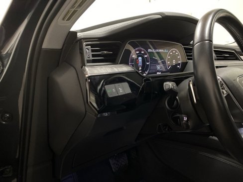 Used 2021 Audi e-tron Premium w/ Black Optic Package image 16