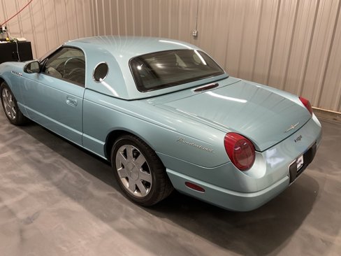 Used 2002 Ford Thunderbird image 17