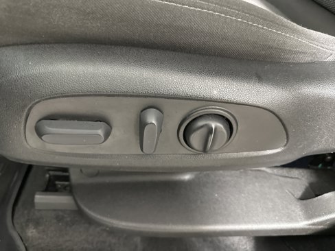 Used 2022 Chevrolet Traverse LT image 10