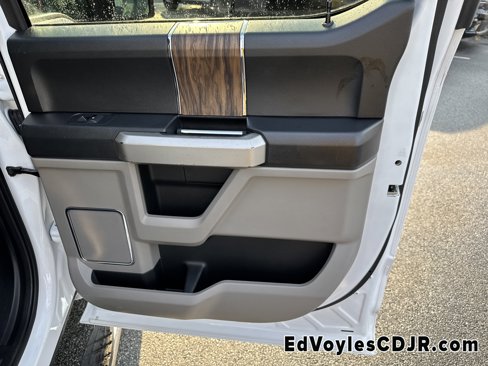 Used 2020 Ford F150 Lariat image 22