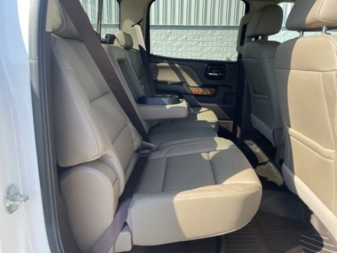 Used 2017 GMC Sierra 1500 SLT w/ SLT Premium Package image 16