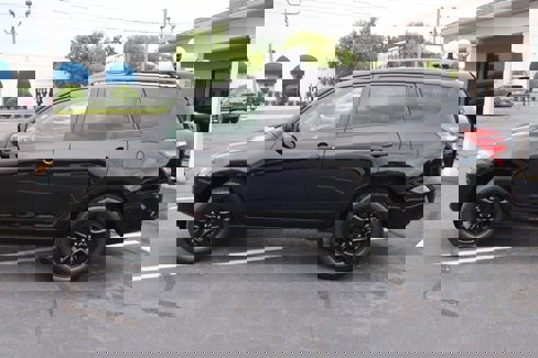 Used 2011 Toyota RAV4 2WD image 9