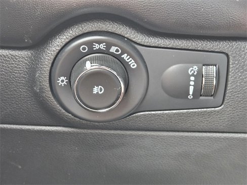 Used 2022 Dodge Durango GT image 23