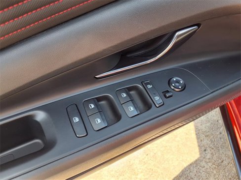 Used 2023 Hyundai Elantra N Line image 17