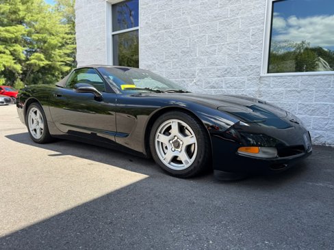 Used 1999 Chevrolet Corvette Convertible w/ Memory Pkg image 30