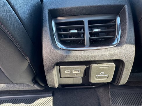 Used 2020 Chevrolet Blazer RS image 32