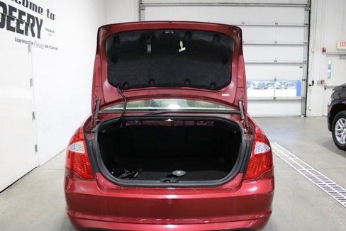 Used 2010 Ford Fusion SEL image 20