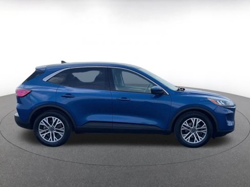 Used 2022 Ford Escape SEL image 16