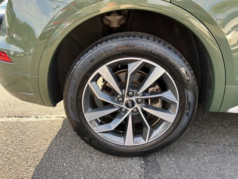 Used 2022 Audi Q5 2.0T Premium w/ Convenience Package image 10