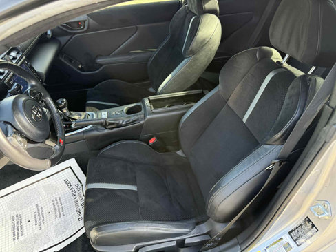 Used 2023 Toyota GR86 Premium image 13
