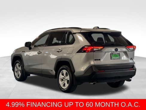 Used 2020 Toyota RAV4 XLE image 3