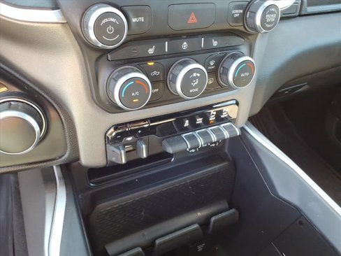 Used 2021 RAM 1500 Big Horn image 34