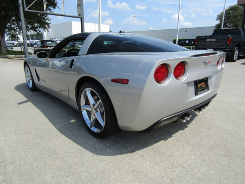 Used 2005 Chevrolet Corvette Coupe w/ Preferred Equipment Group image 7