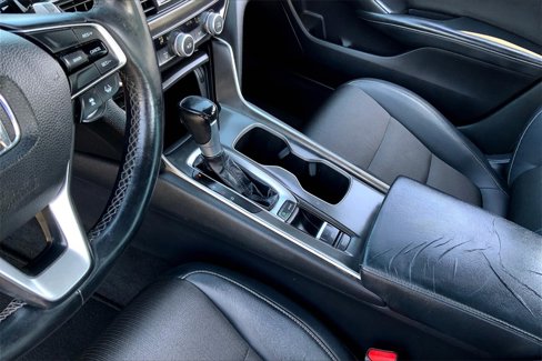 Used 2018 Honda Accord Sport image 18