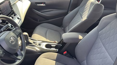 Used 2021 Toyota Corolla LE image 24