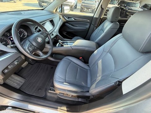 Used 2021 Buick Enclave Essence w/ Sound and Sites Package image 11