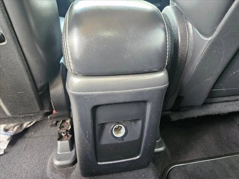 Used 2015 Dodge Journey Crossroad w/ Flexible Seating Group image 18