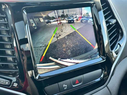 Used 2019 Jeep Cherokee Limited w/ Trailer Tow Group image 23