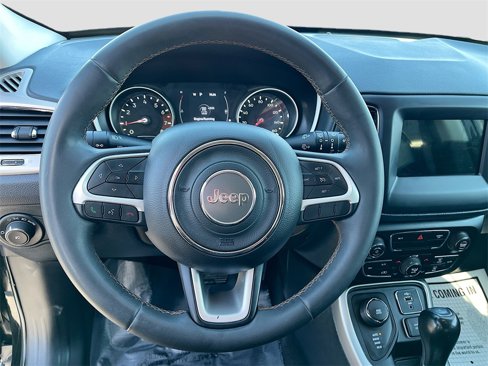 Used 2021 Jeep Compass Latitude image 11