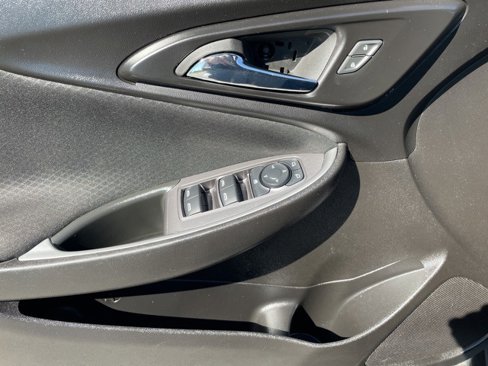 Used 2024 Chevrolet Malibu LT image 11