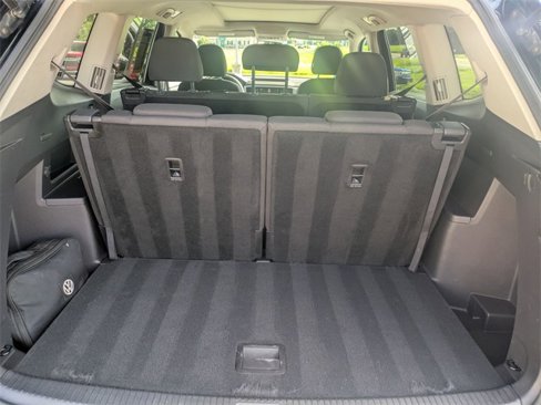 Used 2018 Volkswagen Atlas Launch Edition image 16