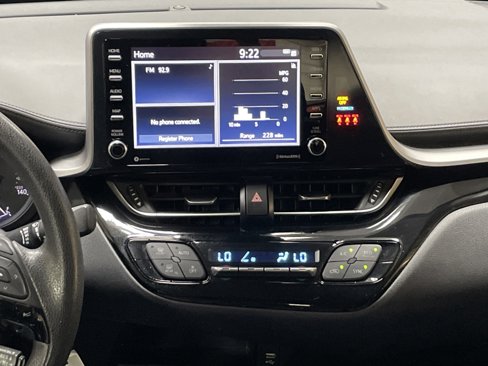 Certified 2020 Toyota C-HR LE image 31