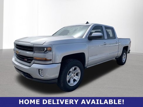Used 2018 Chevrolet Silverado 1500 LT w/ All Star Edition image 3