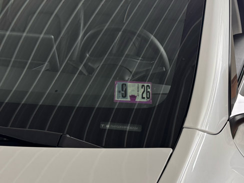 Used 2023 Tesla Model Y AWD image 10