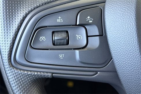 New 2025 Buick Envista Preferred image 26