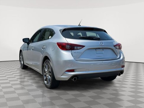 Used 2018 MAZDA MAZDA3 Touring image 6
