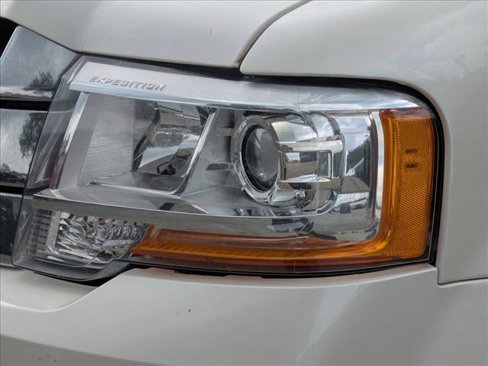 Used 2017 Ford Expedition Limited w/ Equipment Group 301A image 9