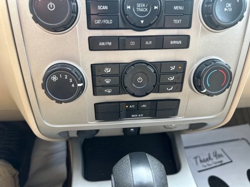 Used 2009 Ford Escape XLT image 33