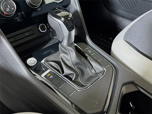 New 2025 Volkswagen Taos S image 10