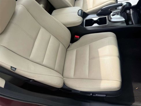 Used 2013 Honda Crosstour EX-L image 22