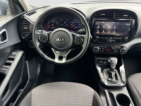 Used 2020 Kia Soul EX image 22