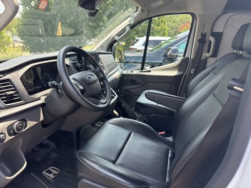 Used 2020 Ford Transit 150 Low Roof image 4