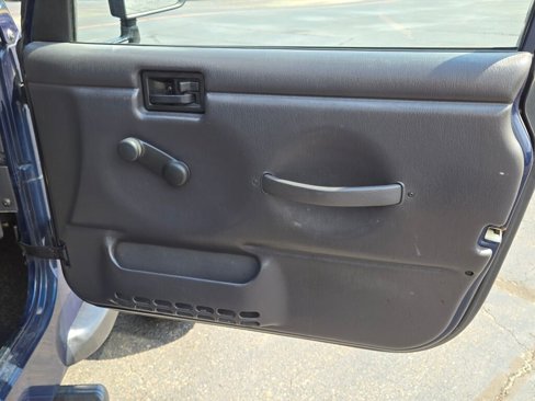 Used 2002 Jeep Wrangler Sport image 7